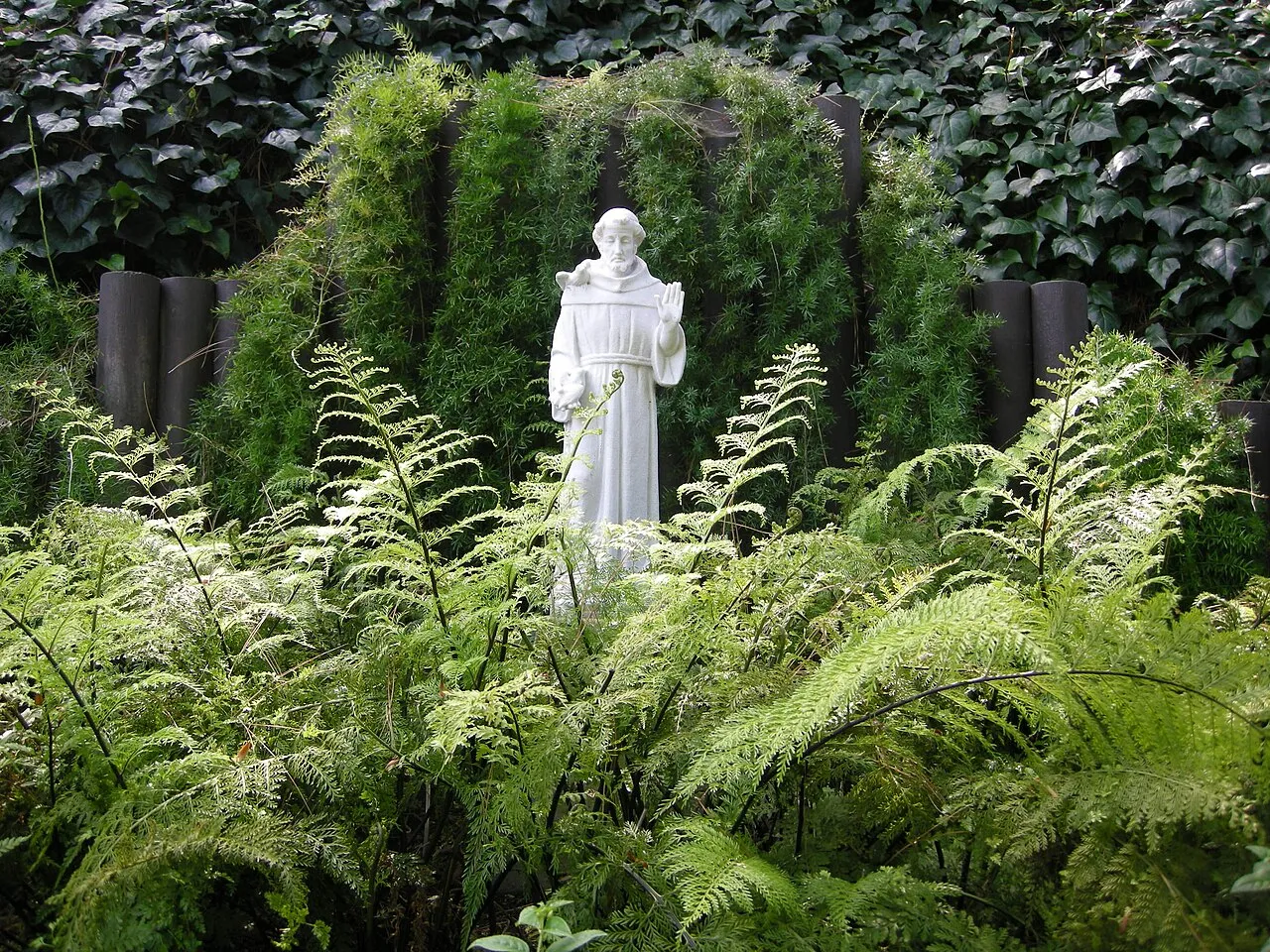 Self-Realization Fellowship Lake Shrine