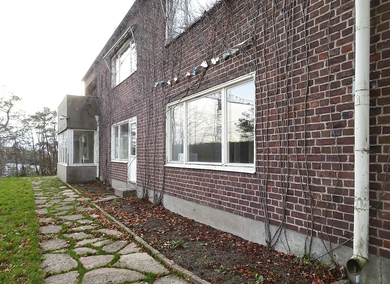 Disponentvillan, Kvarnholmen