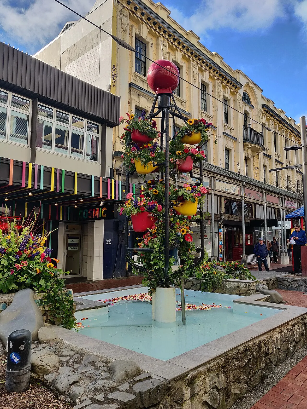 Bucket Fountain