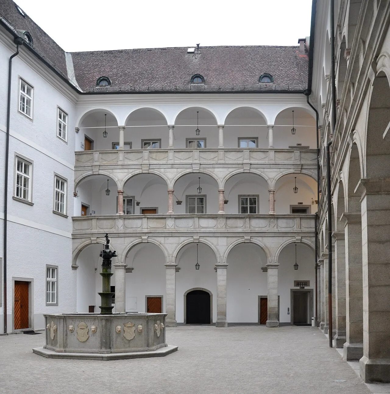 Planetenbrunnen