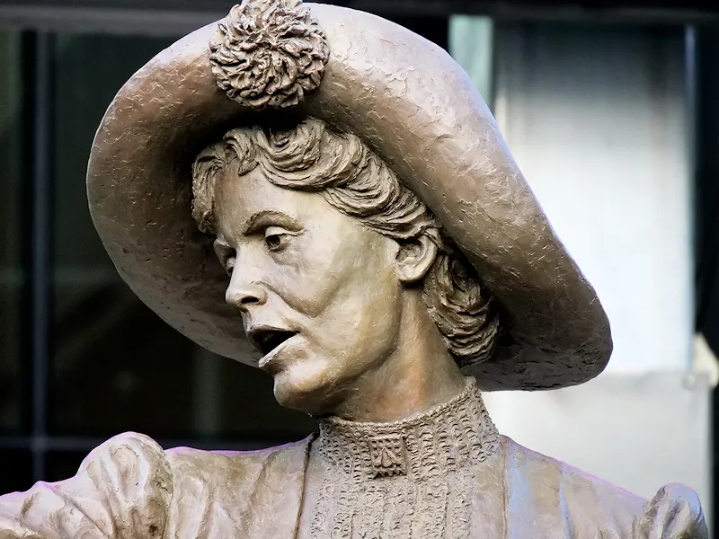 Emmeline Pankhurst Statue