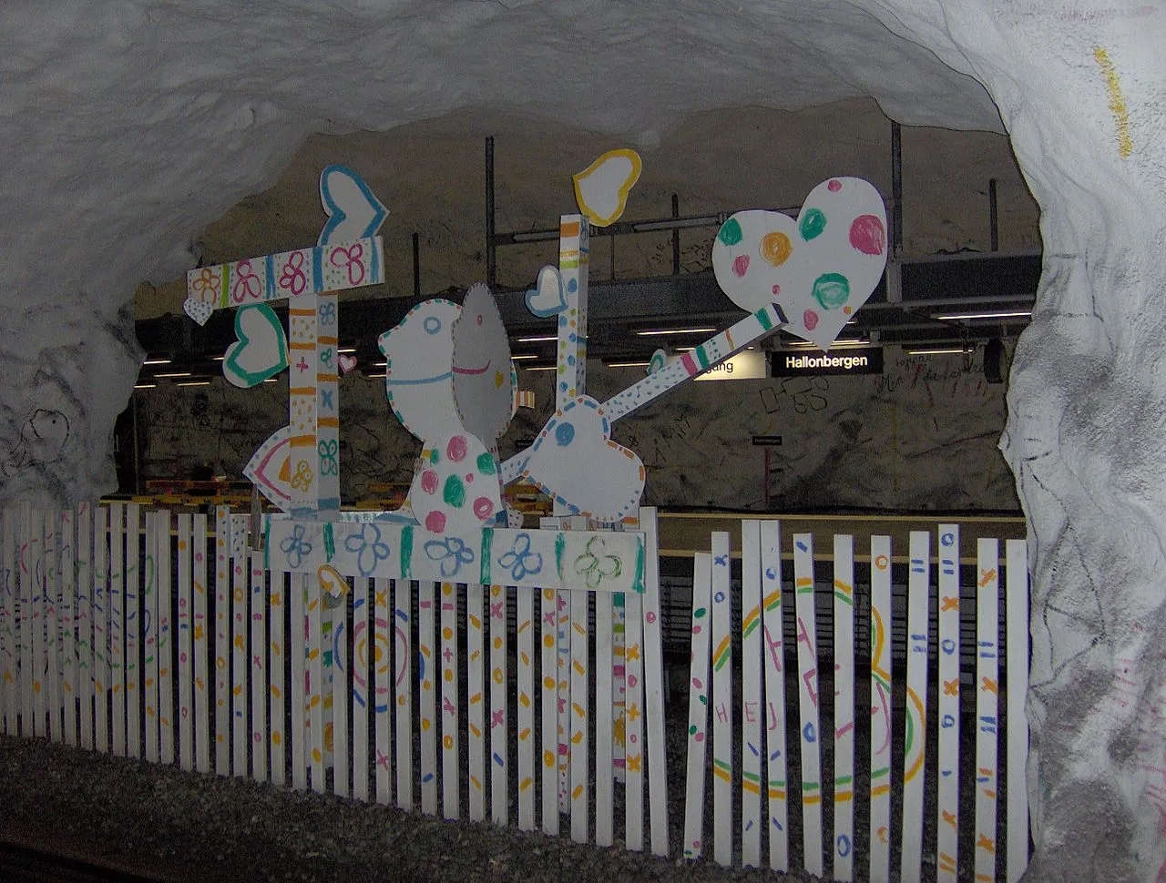 Hallonbergen metro station