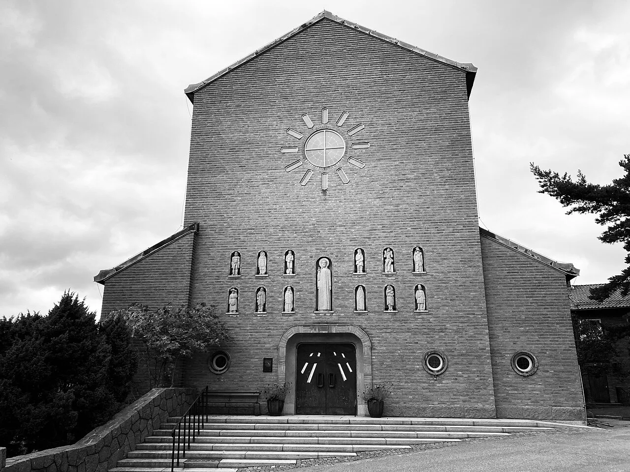 Essinge church