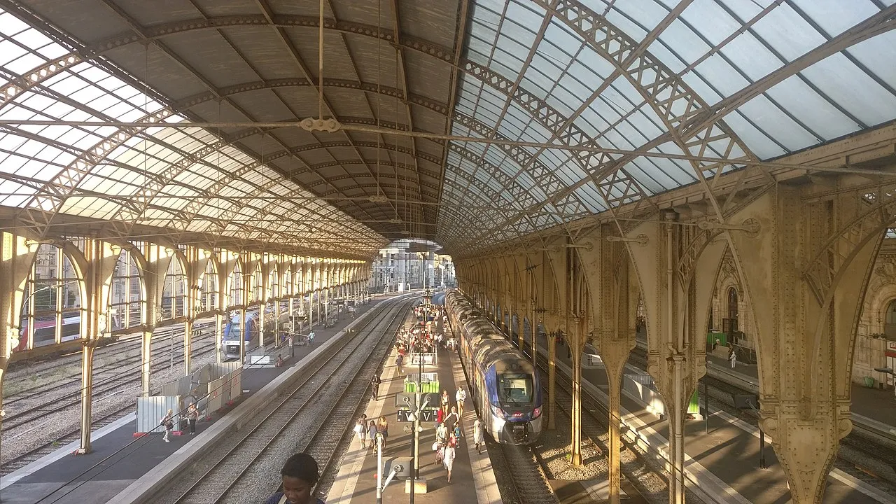 Nice-Ville Station
