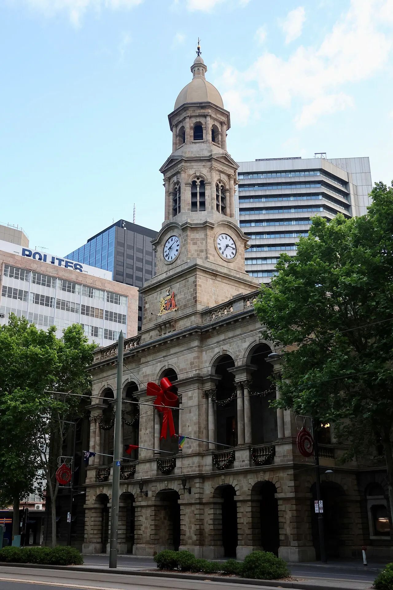 Adelaide Town Hall