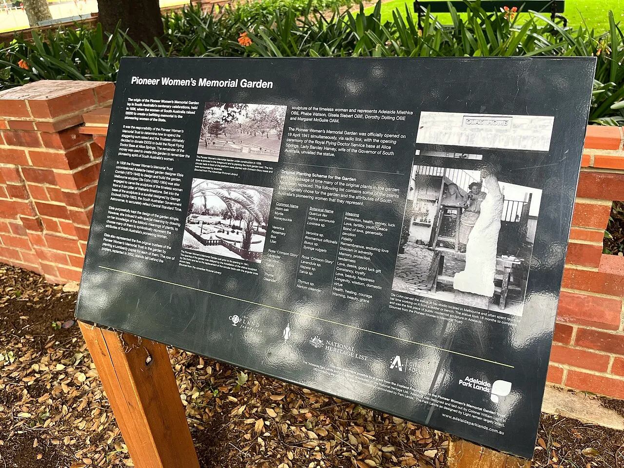 Pioneer Women's Memorial Garden