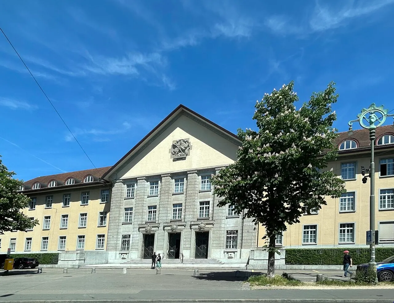 Bezirksgebäude