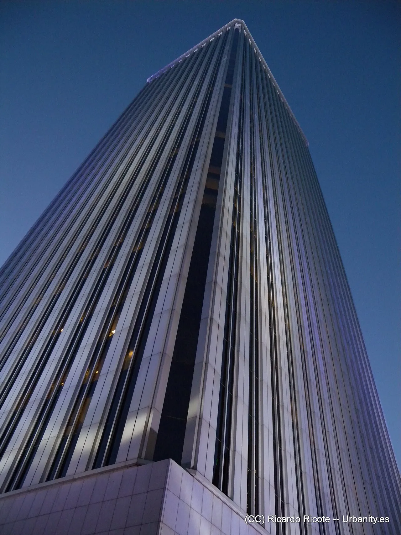 Torre Picasso