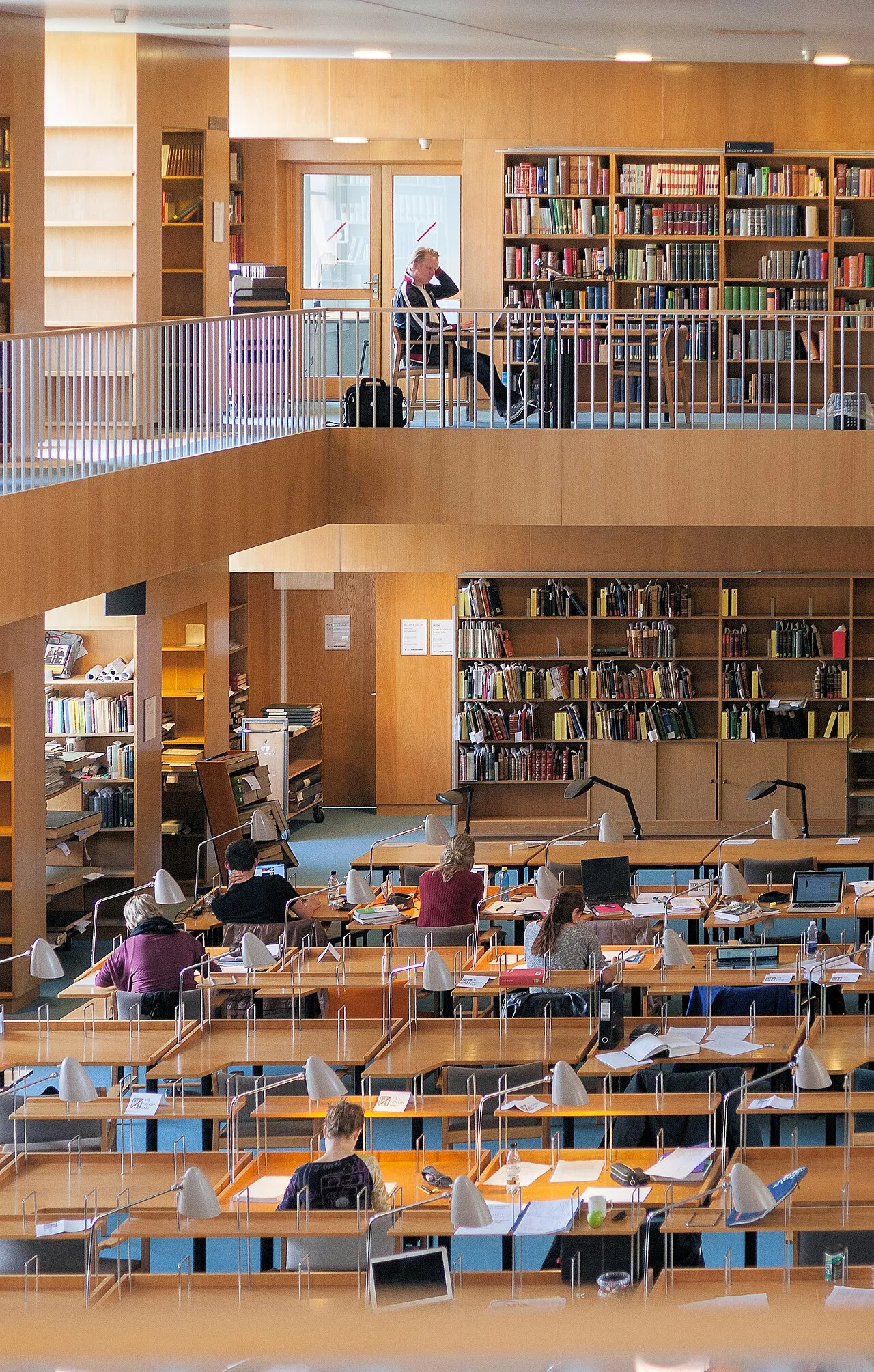 State and University Library