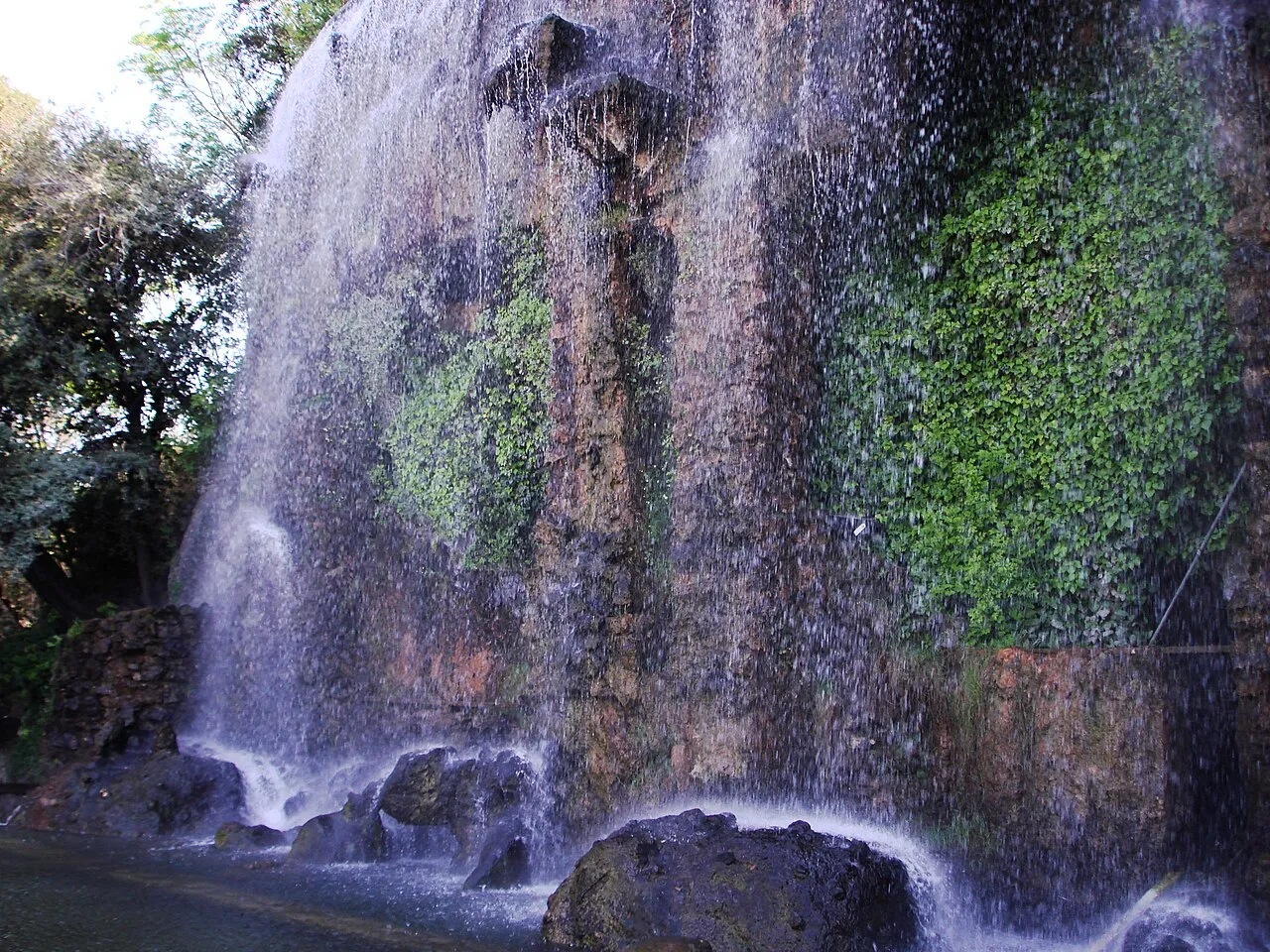 Castle Hill Cascade