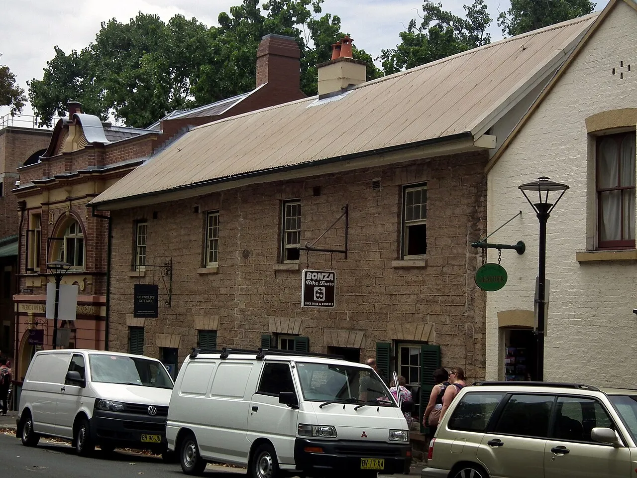 Reynolds' Cottages