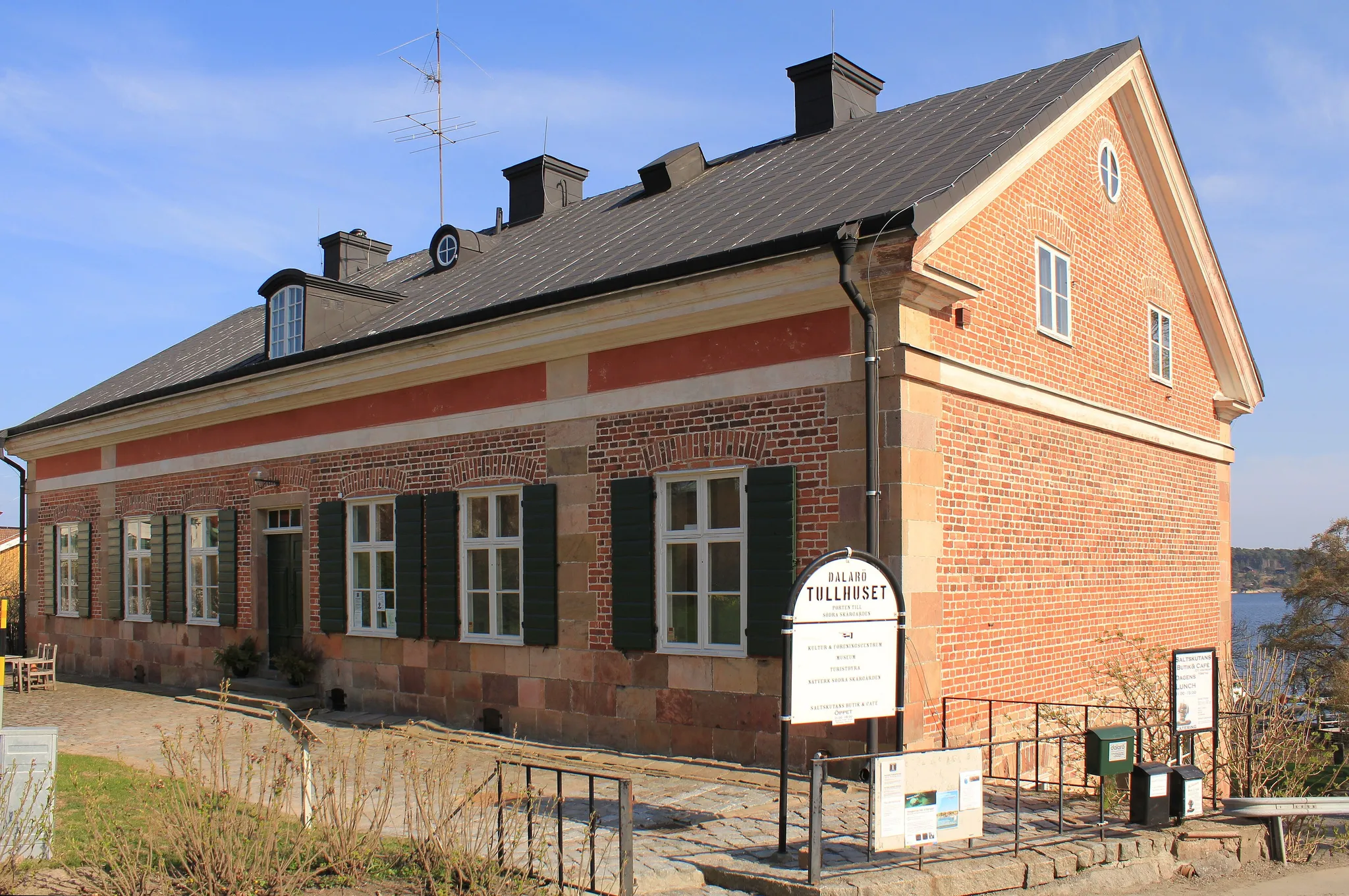 Tullhus 1