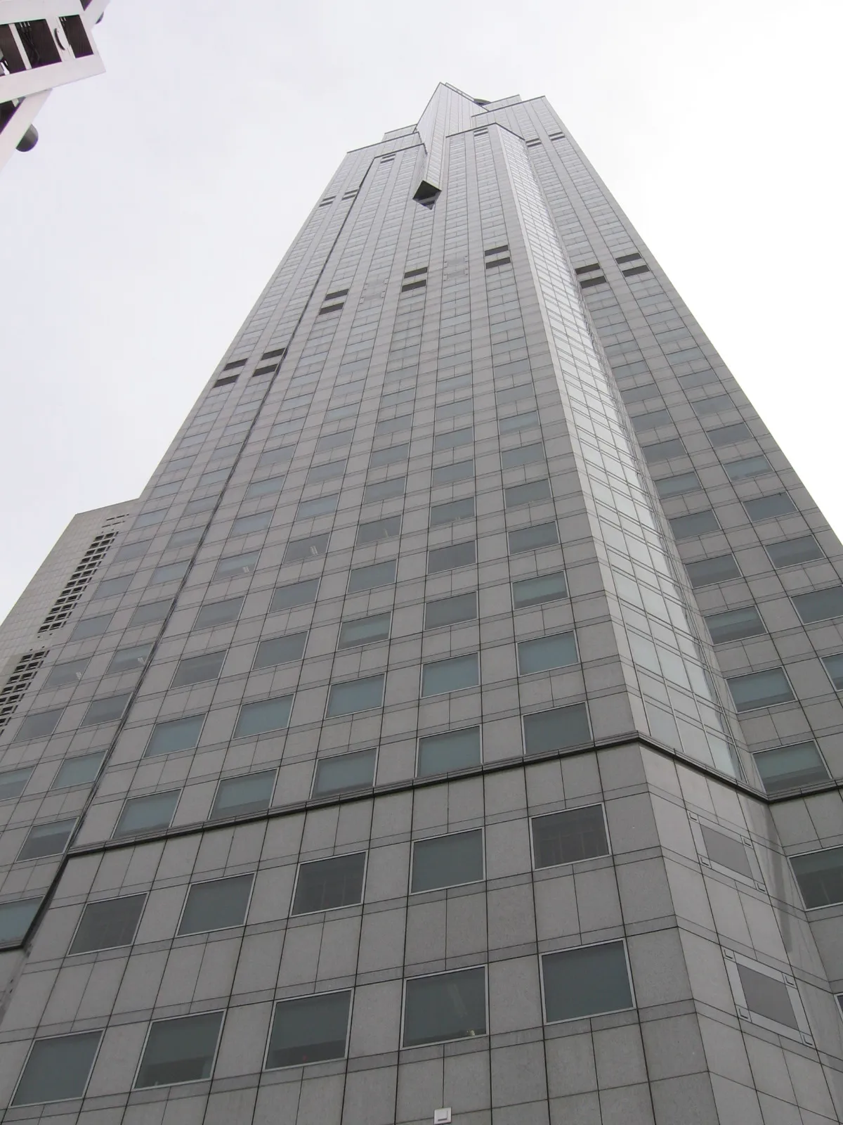 UOB Plaza
