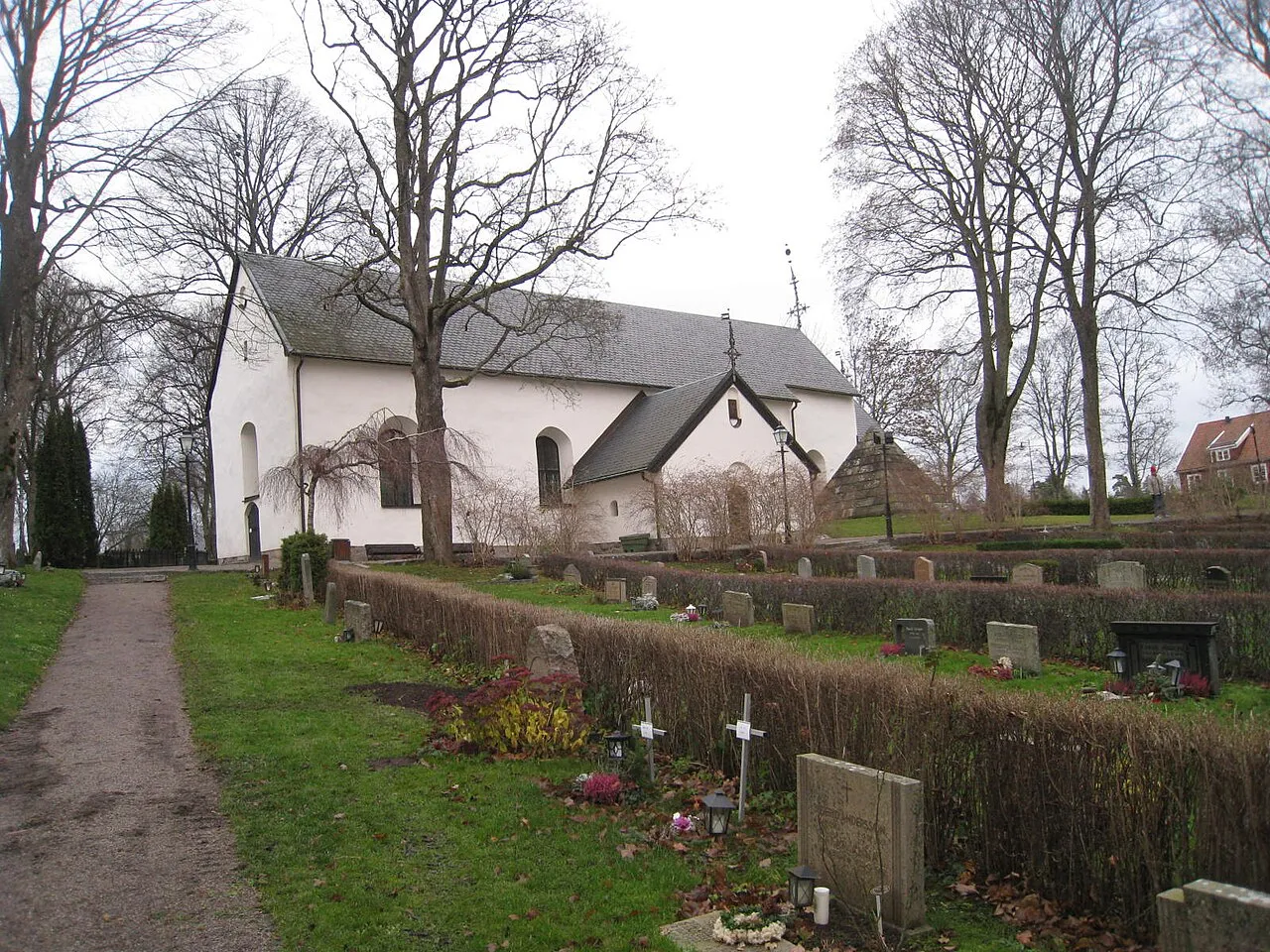 Järfälla kyrka