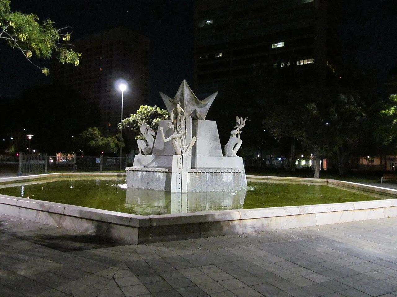 Three Rivers Fountain