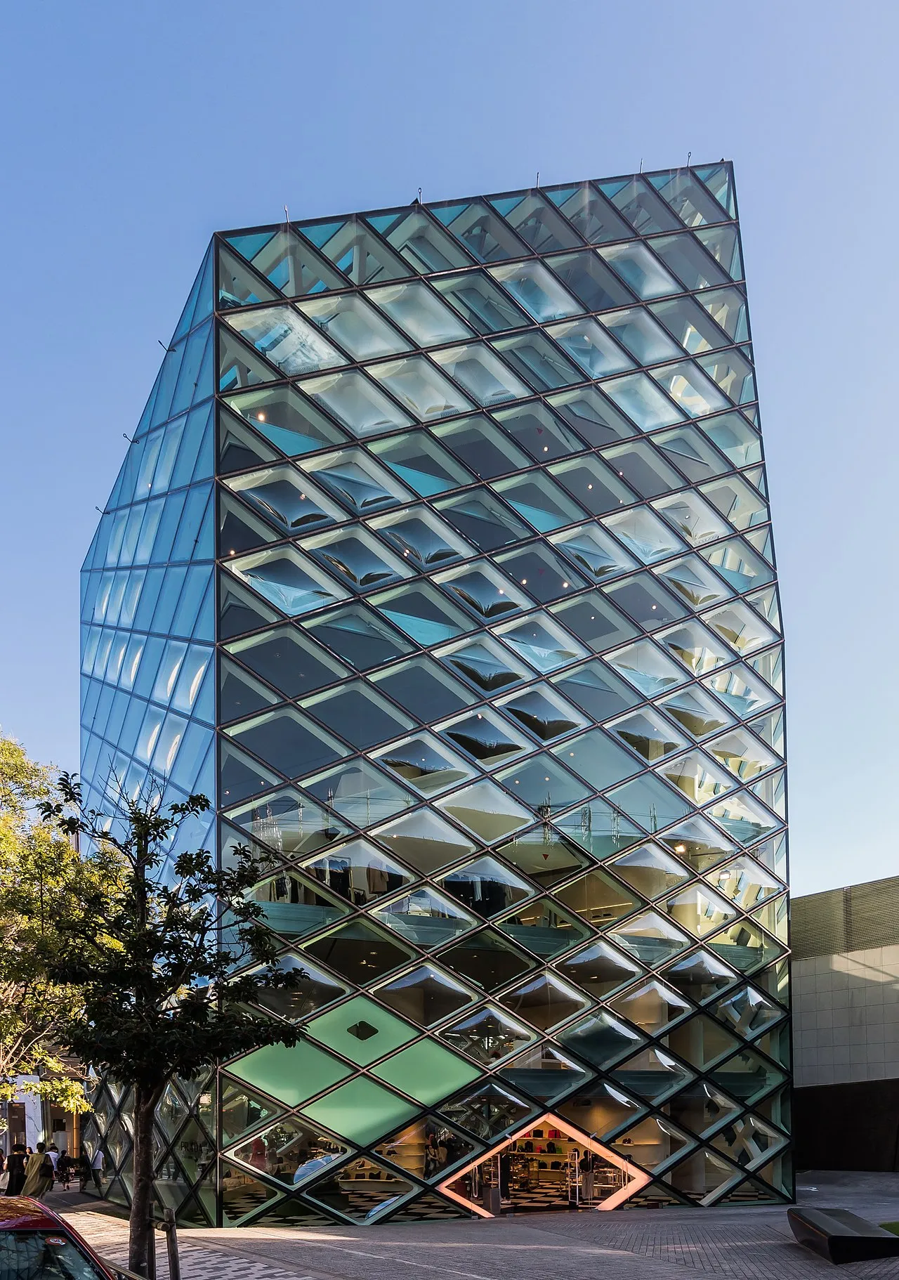 Prada Aoyama