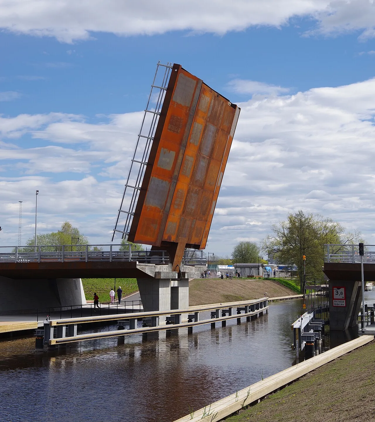 Tullgarnsbron