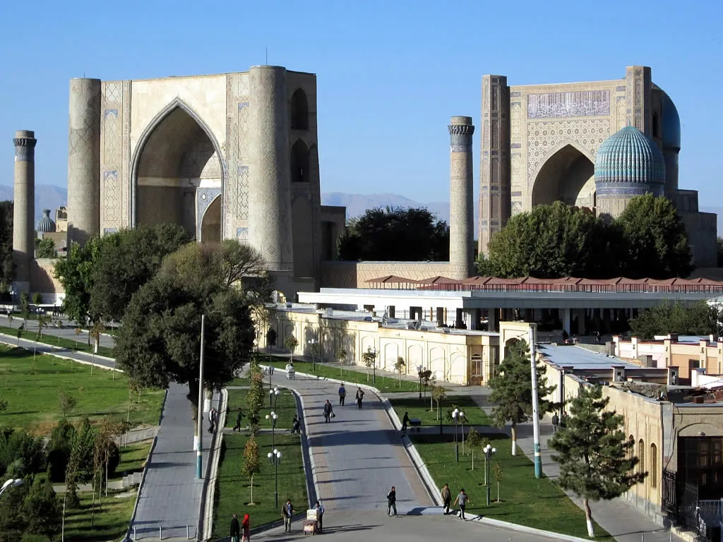 Bibi-Khanym Mosque