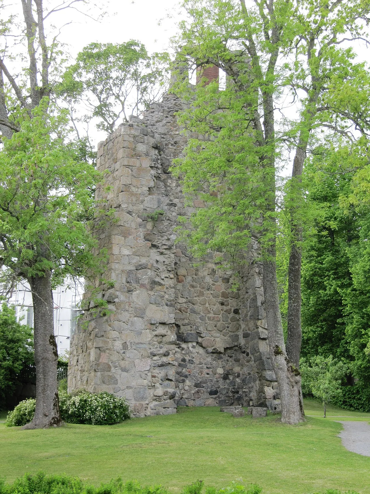 Sankt Lars kyrkoruin