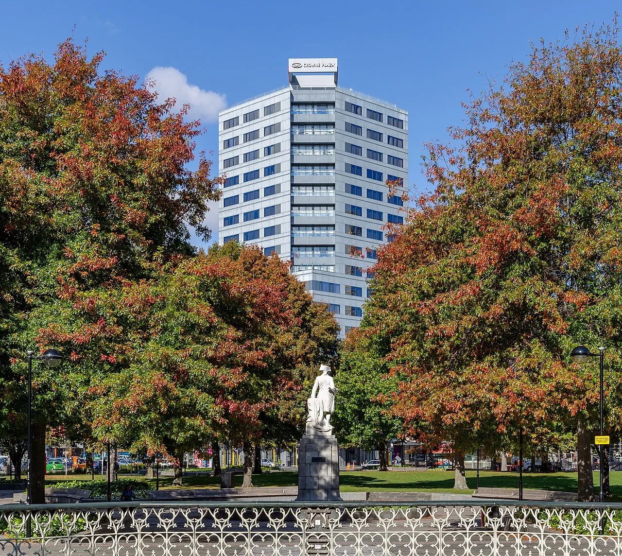 Victoria Square