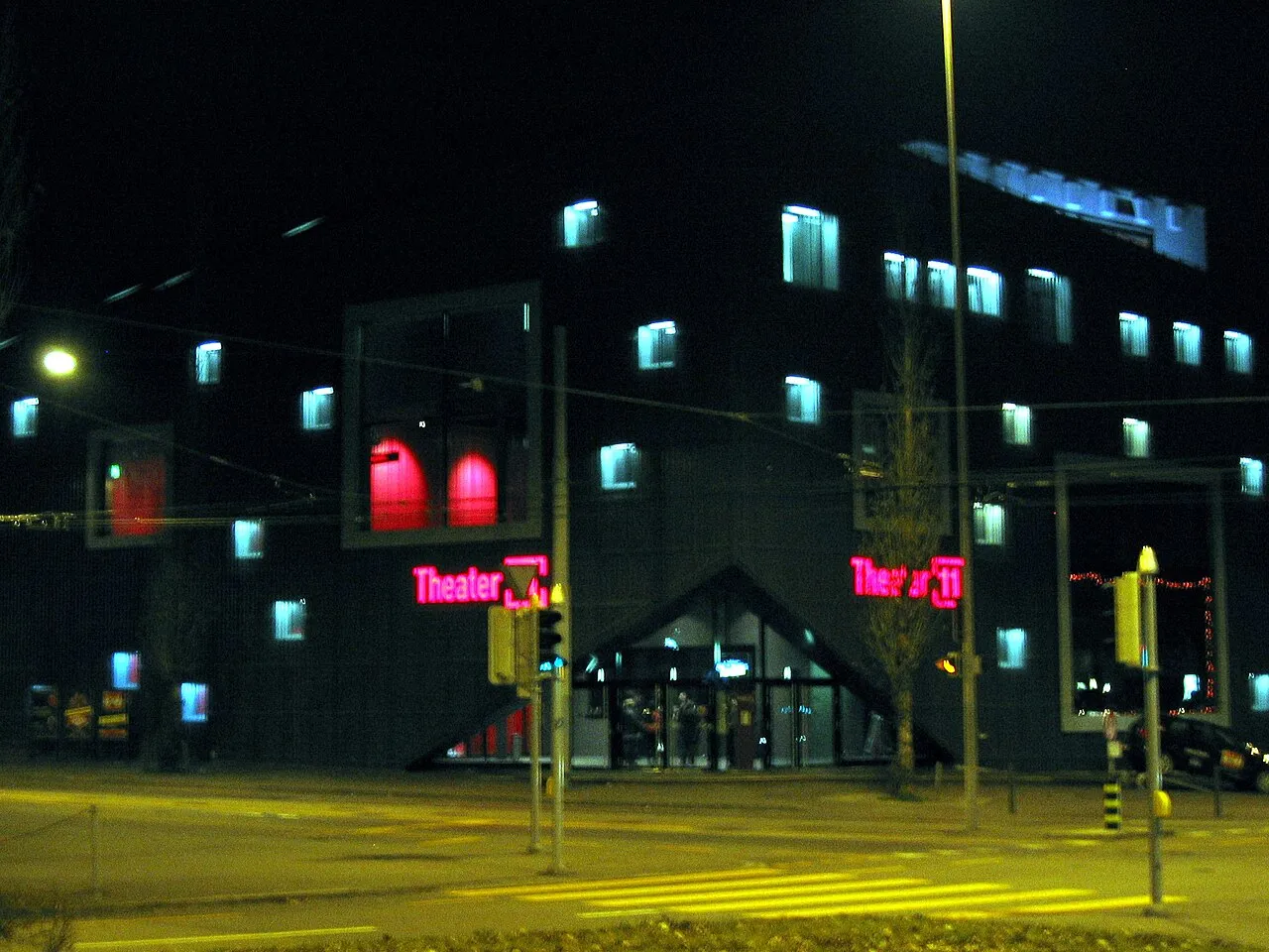 Theater 11
