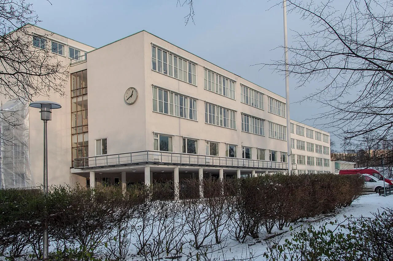 Sveaplans gymnasium