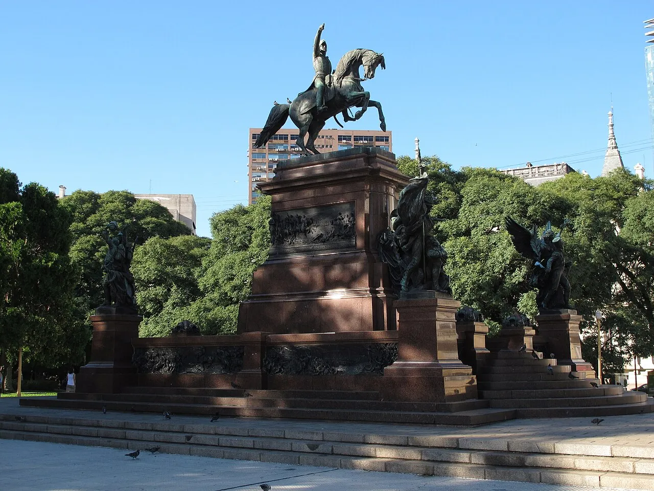 Monument to General San Martín