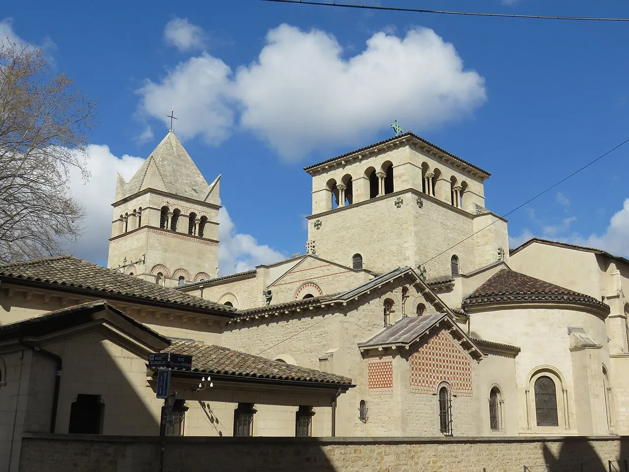 Église Saint-Martin d'Ainay