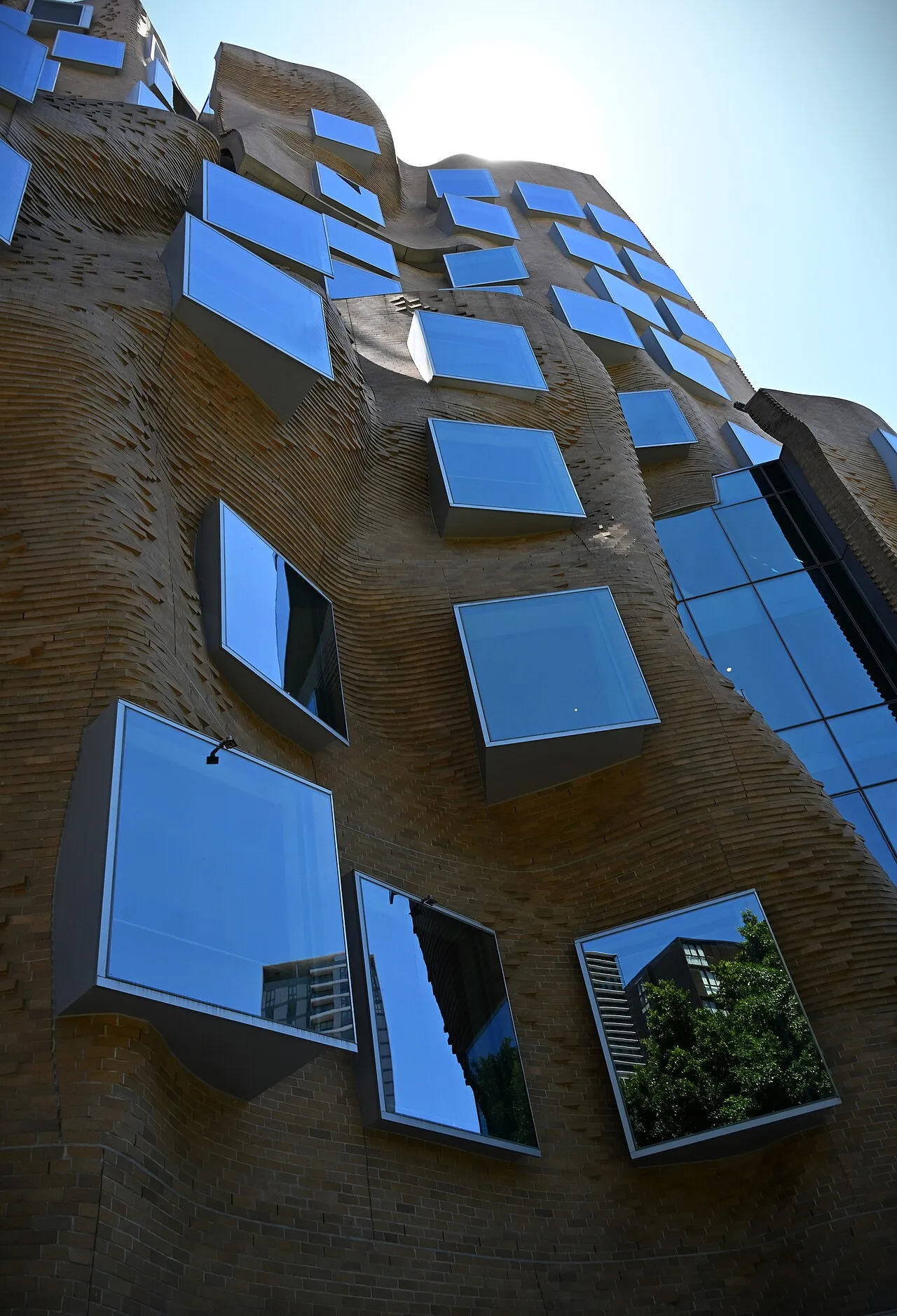 Dr Chau Chak Wing Building