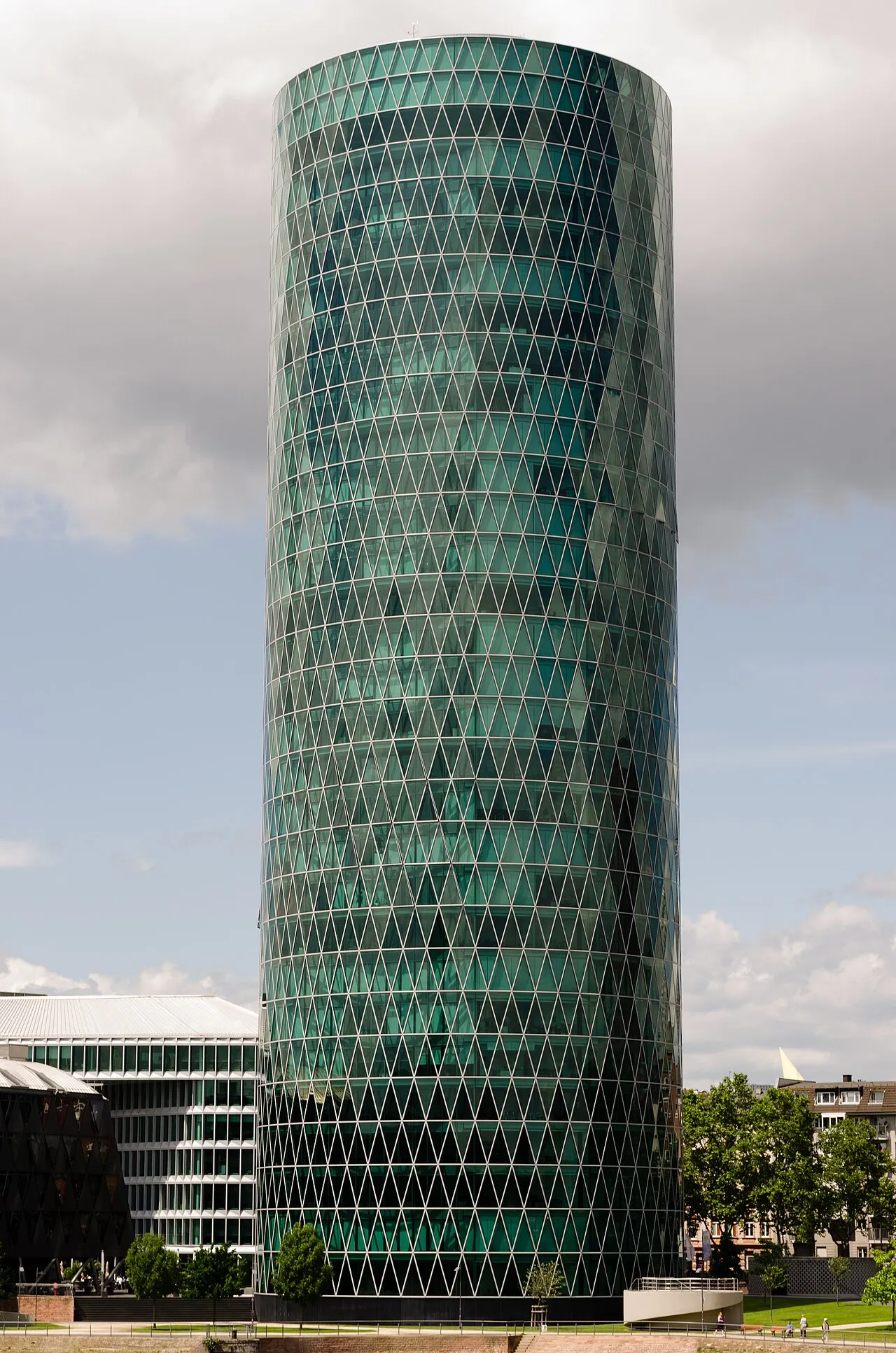 Westhafen Tower