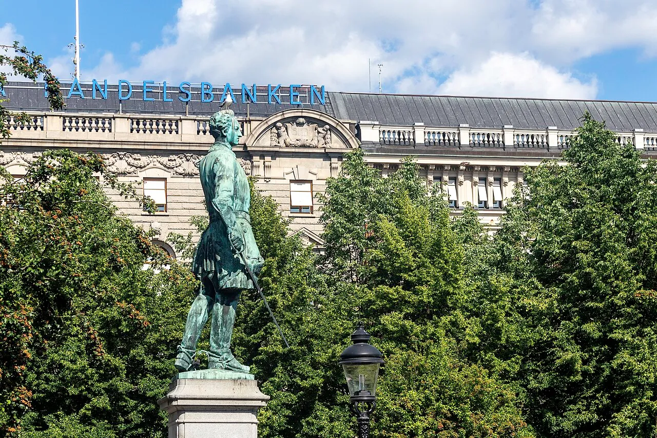 Charles XII statue