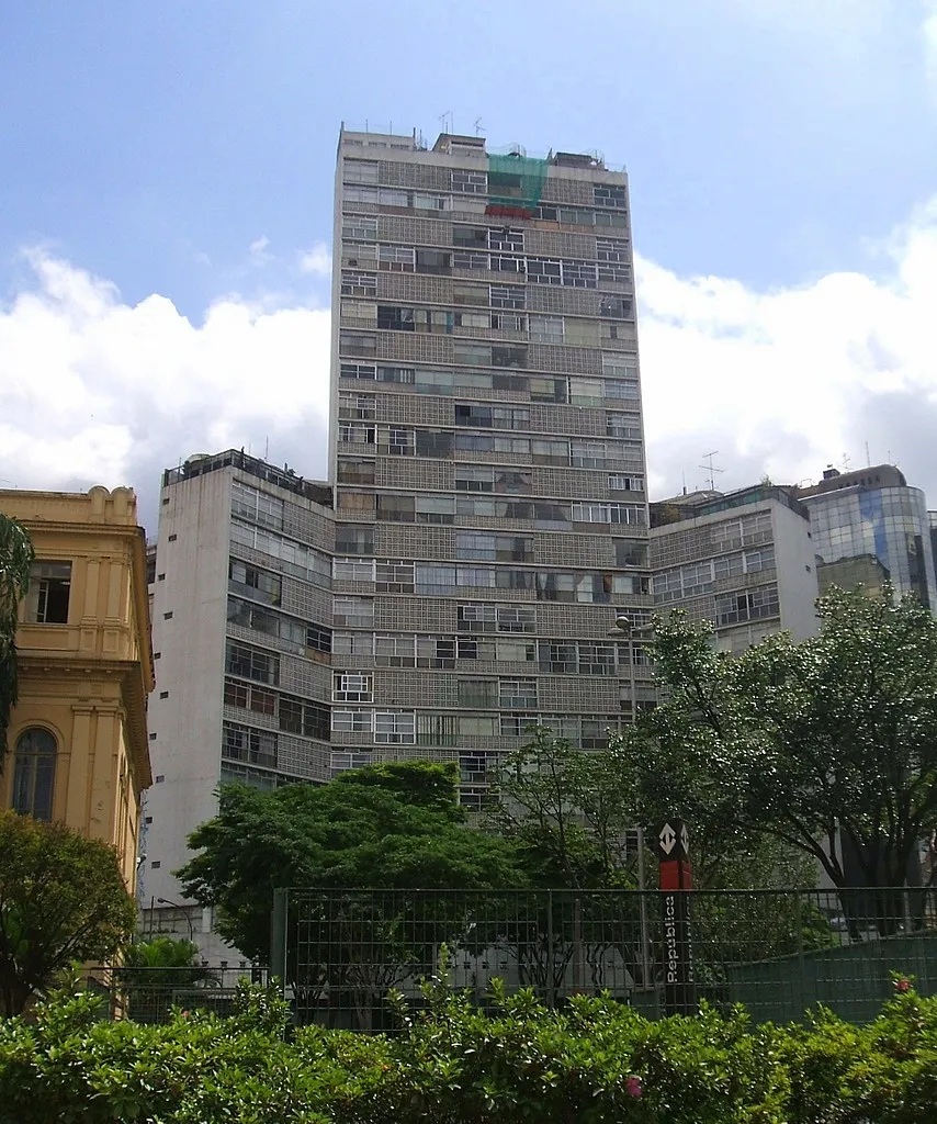 Eiffel Building