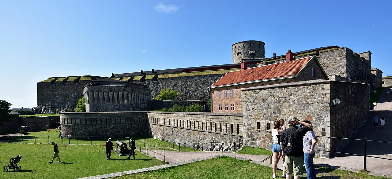 Karlstens fästning