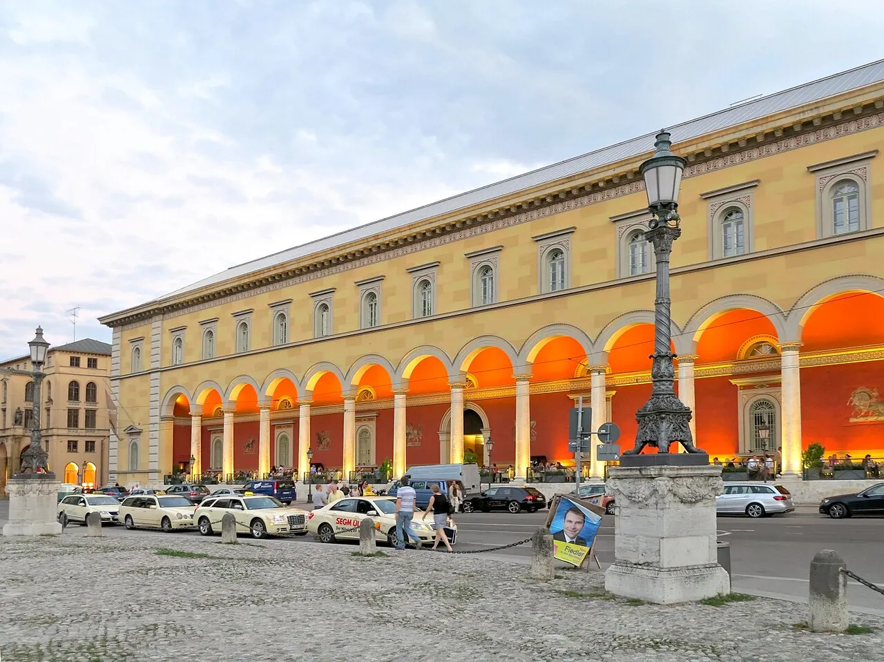 Maximilianstraße