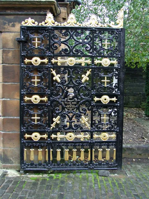 Glasgow Necropolis Bridge