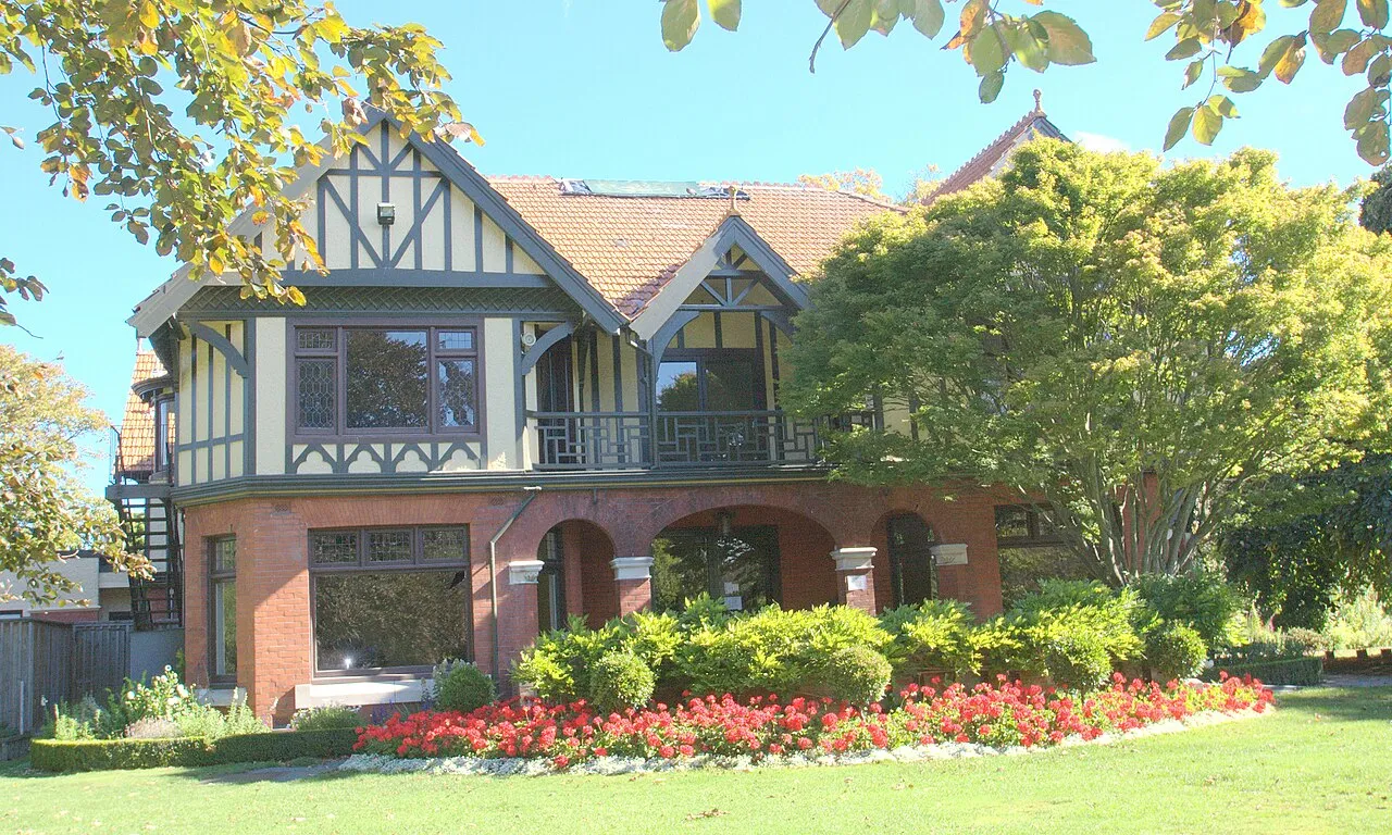 Mona Vale