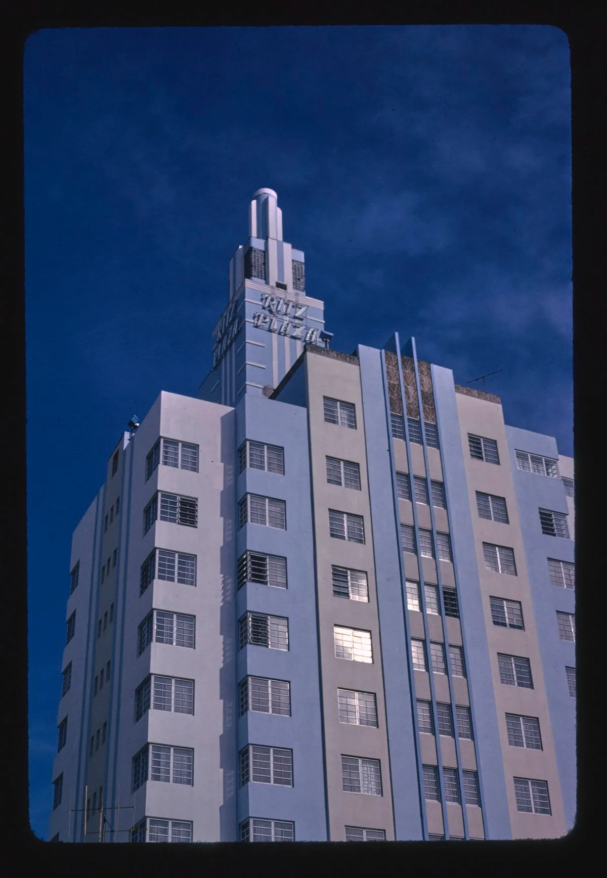 Ritz Plaza Hotel