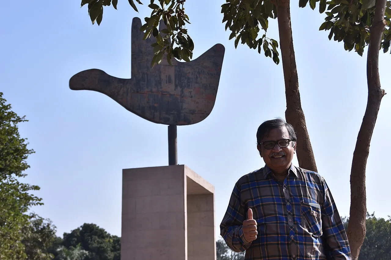 Open Hand Monument