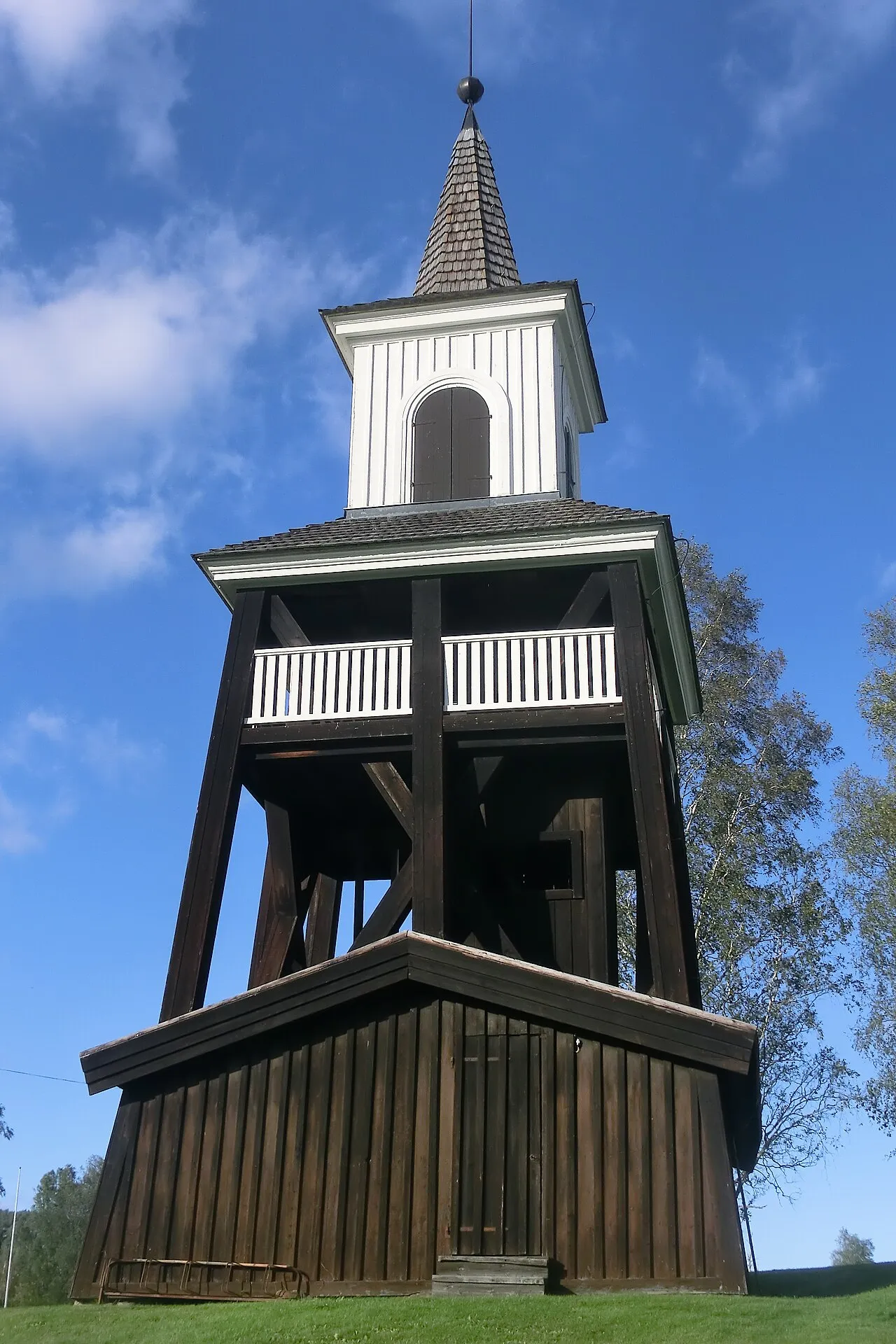 Överlännäs kyrka