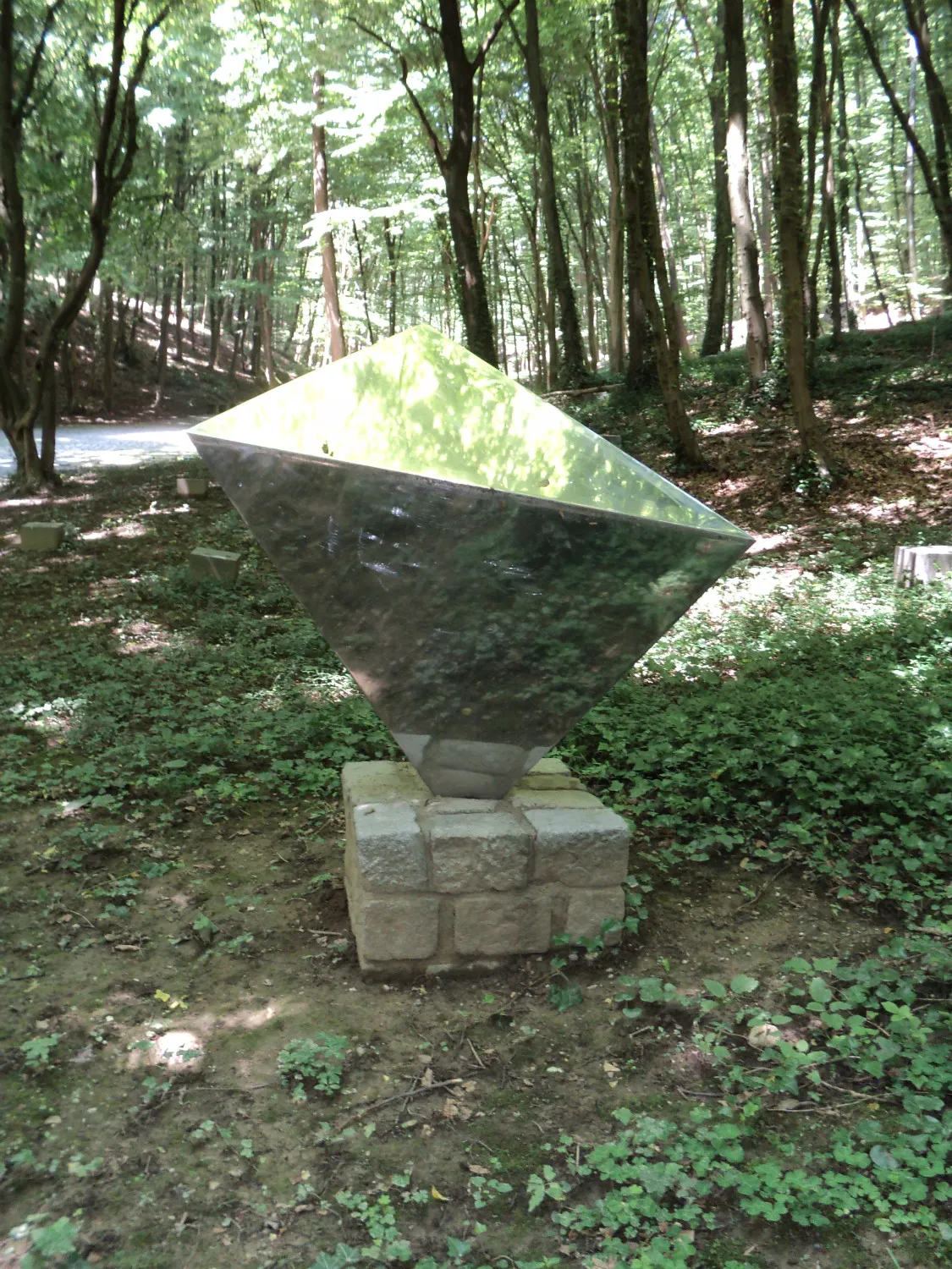 Dotrščina Memorial Park