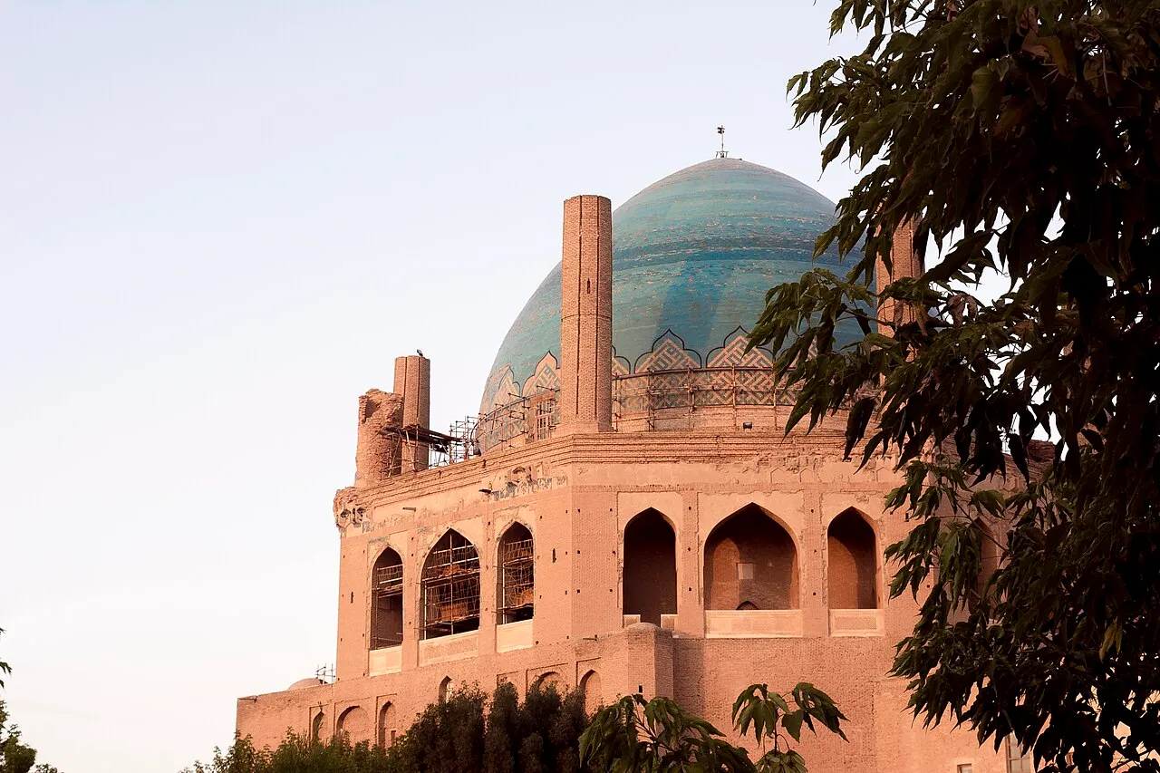 Gonbad-e Soltaniyeh